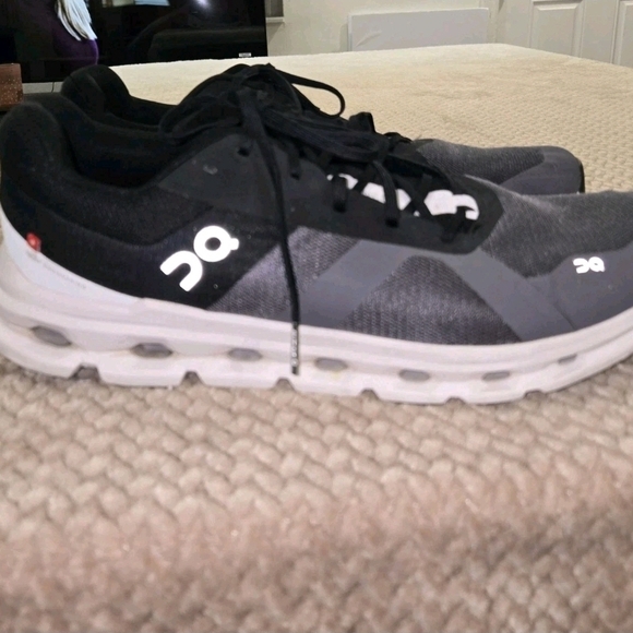 On Running Other - On Running Men's Gray and Black Cloud Sneakers